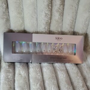 White Press-On Gel Nails